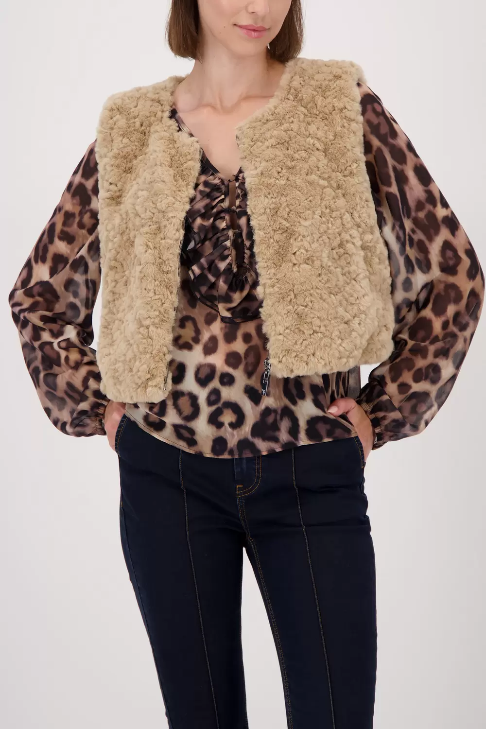 WesteWeste, cinnamon