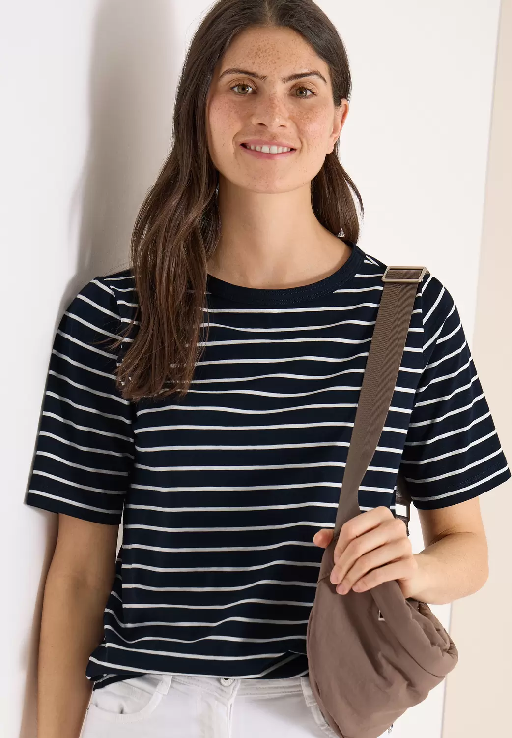 T-Shirt mit Boatneck und Streifen