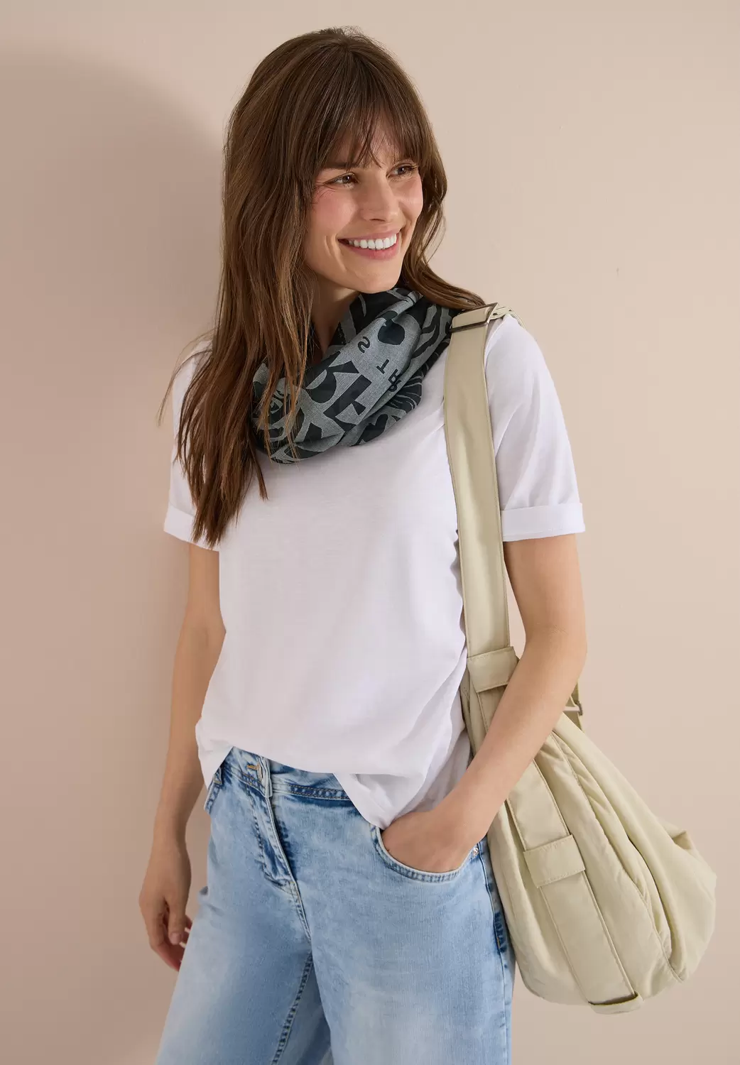 Loop-Schal im Ausbrenner-Look