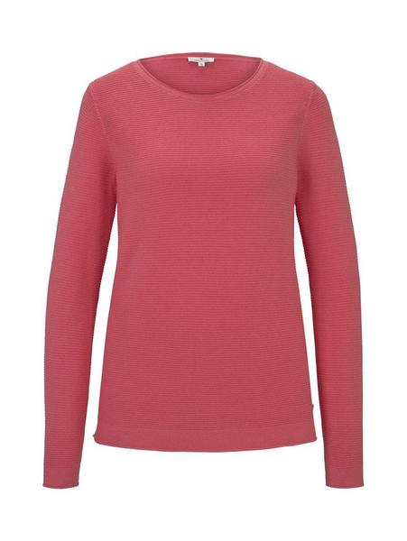 mit Schlitz seitlich am Saum