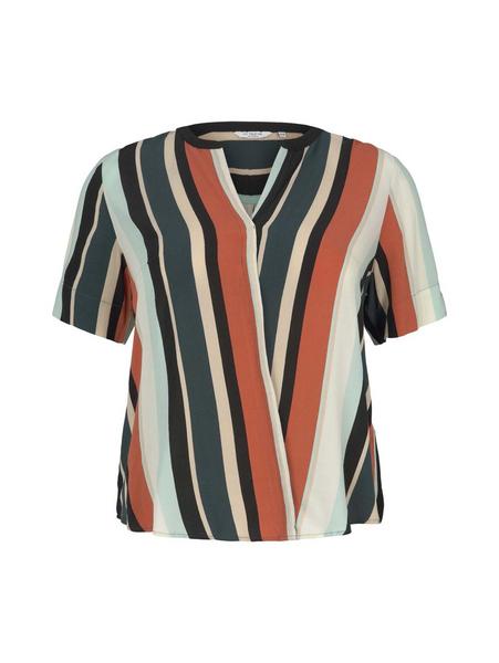 blouse with slanted placket