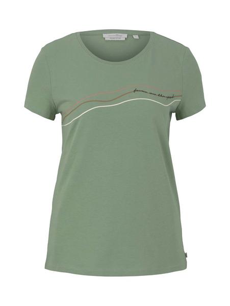 basic tee with stripe artwork