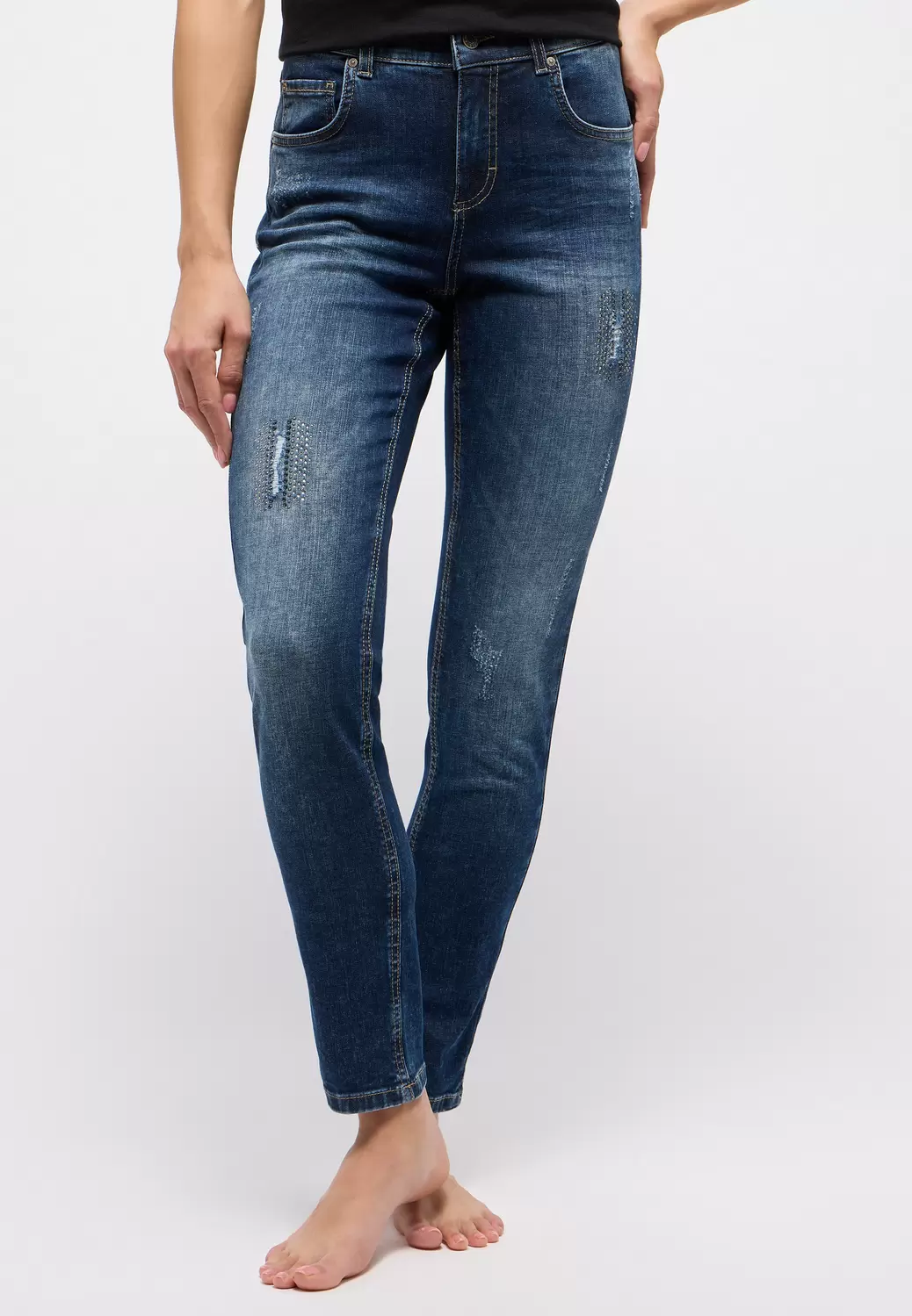 SKINNY DESTROY GLAM female
