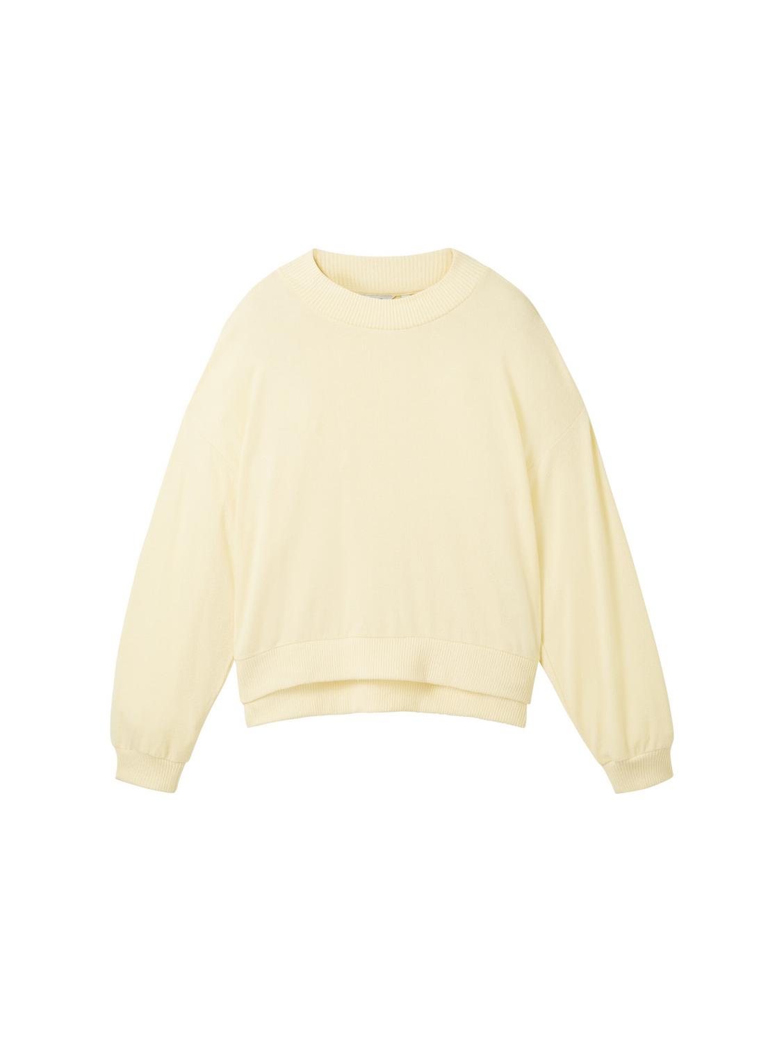 Cozy pullover T-Shirt female