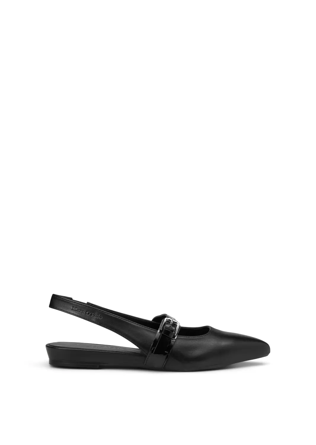 FLAT SANDAL