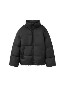 Pufferjacke mit Stehkragen