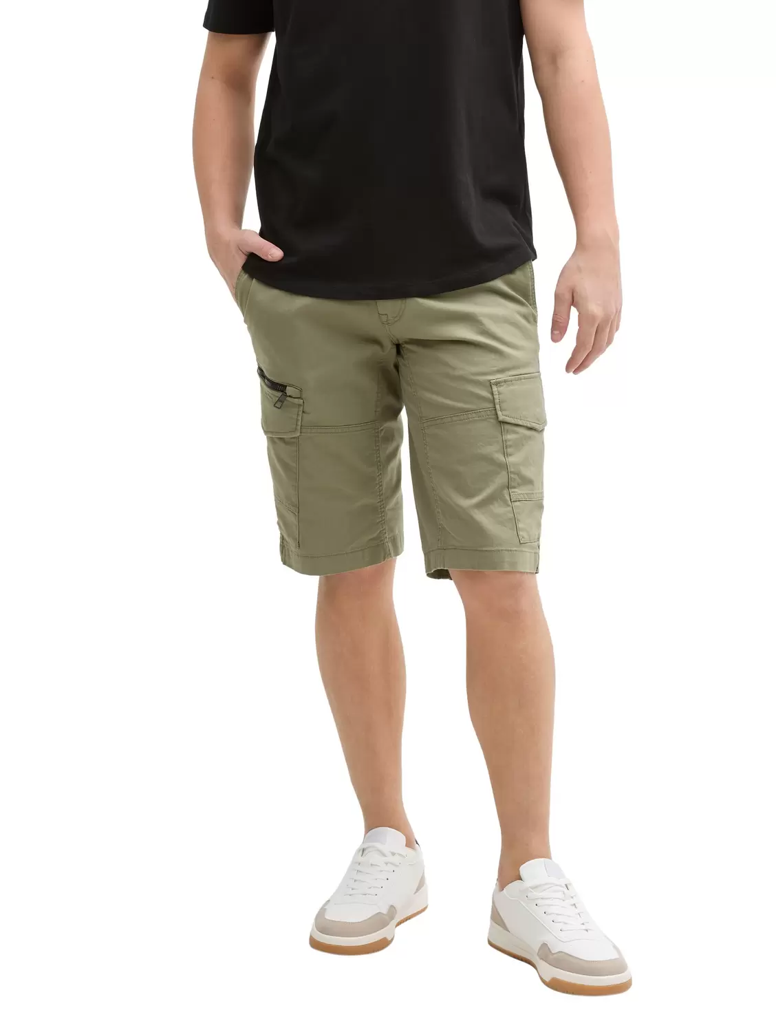 regular cargo shorts