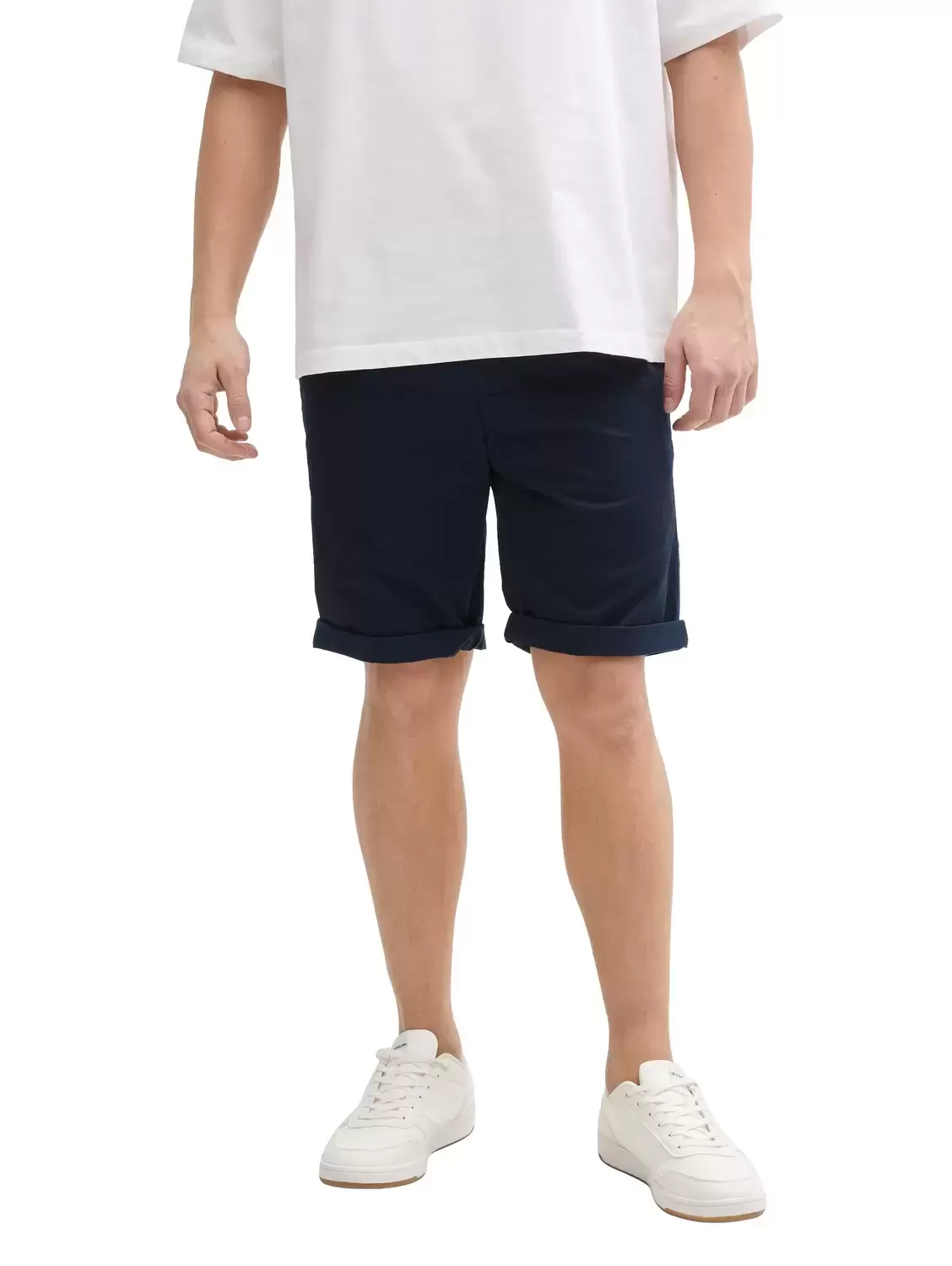 regular elastic waist shorts