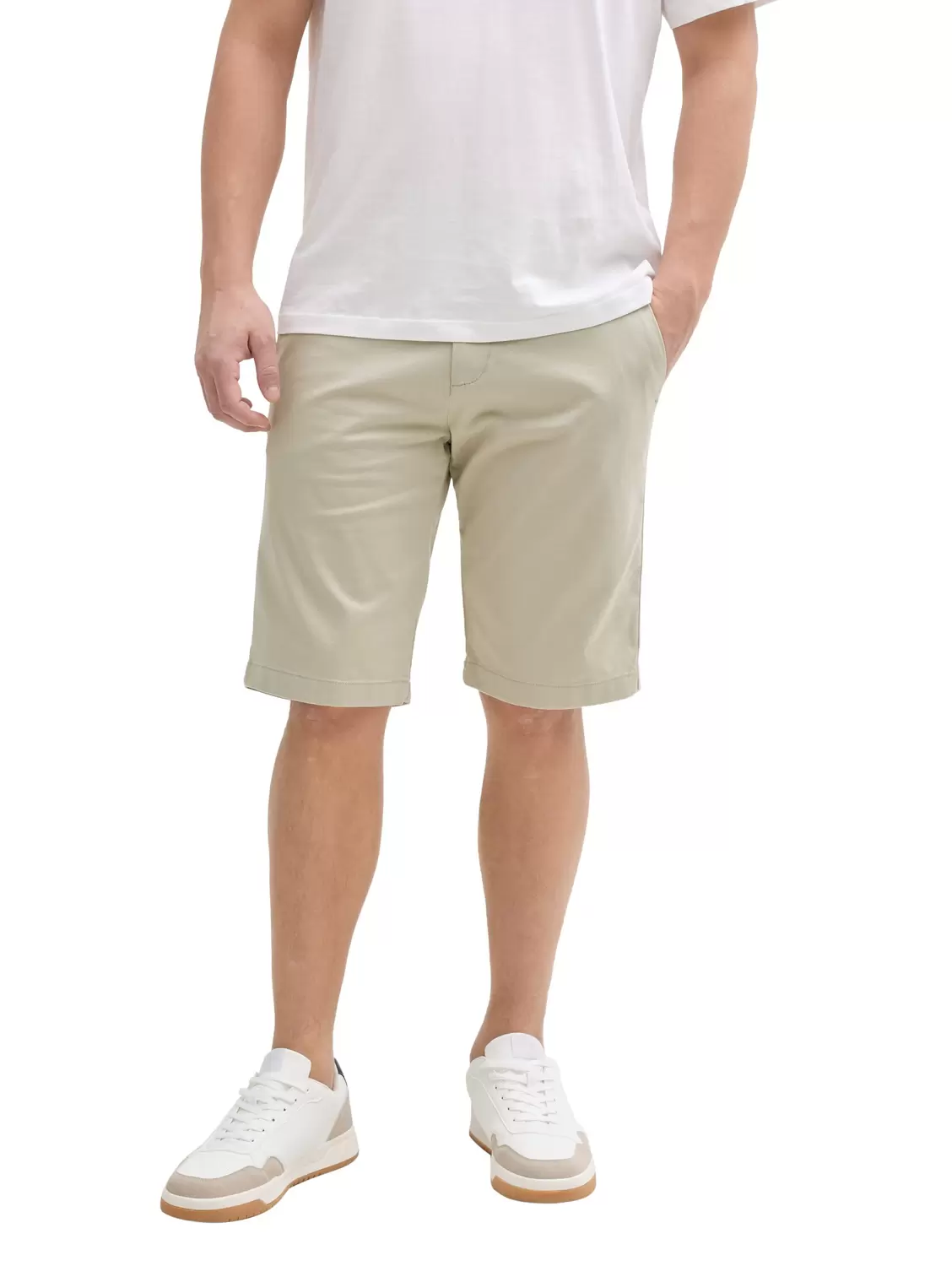 regular chino shorts