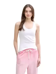 Top mit Rippstruktur