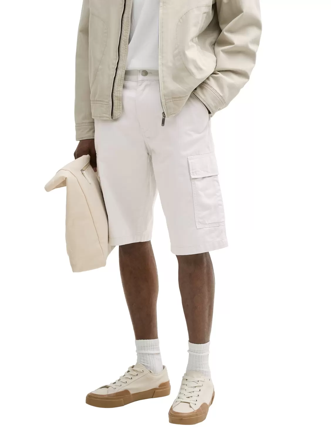 regular cargo shorts