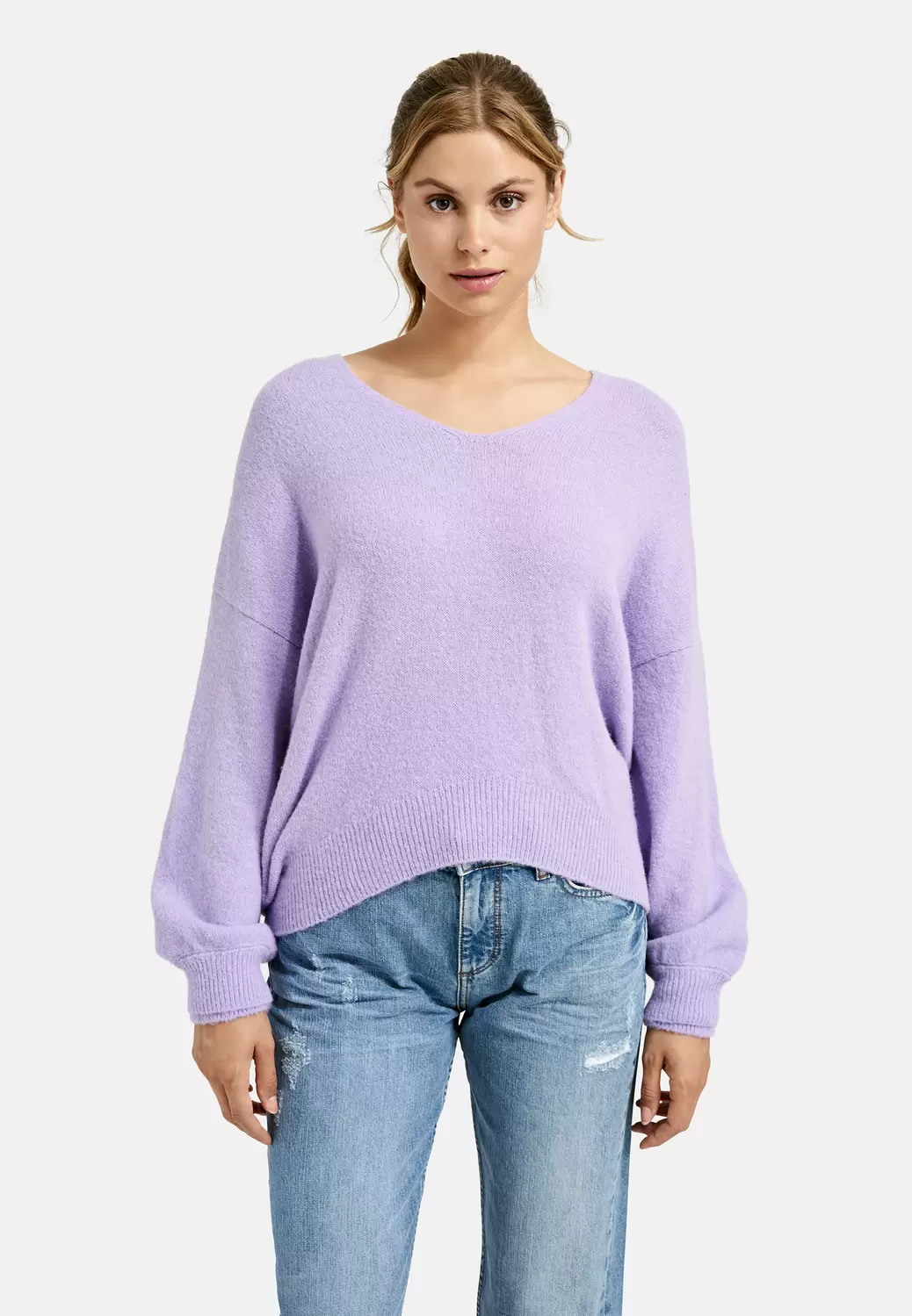 New Basic V-neck Pullover