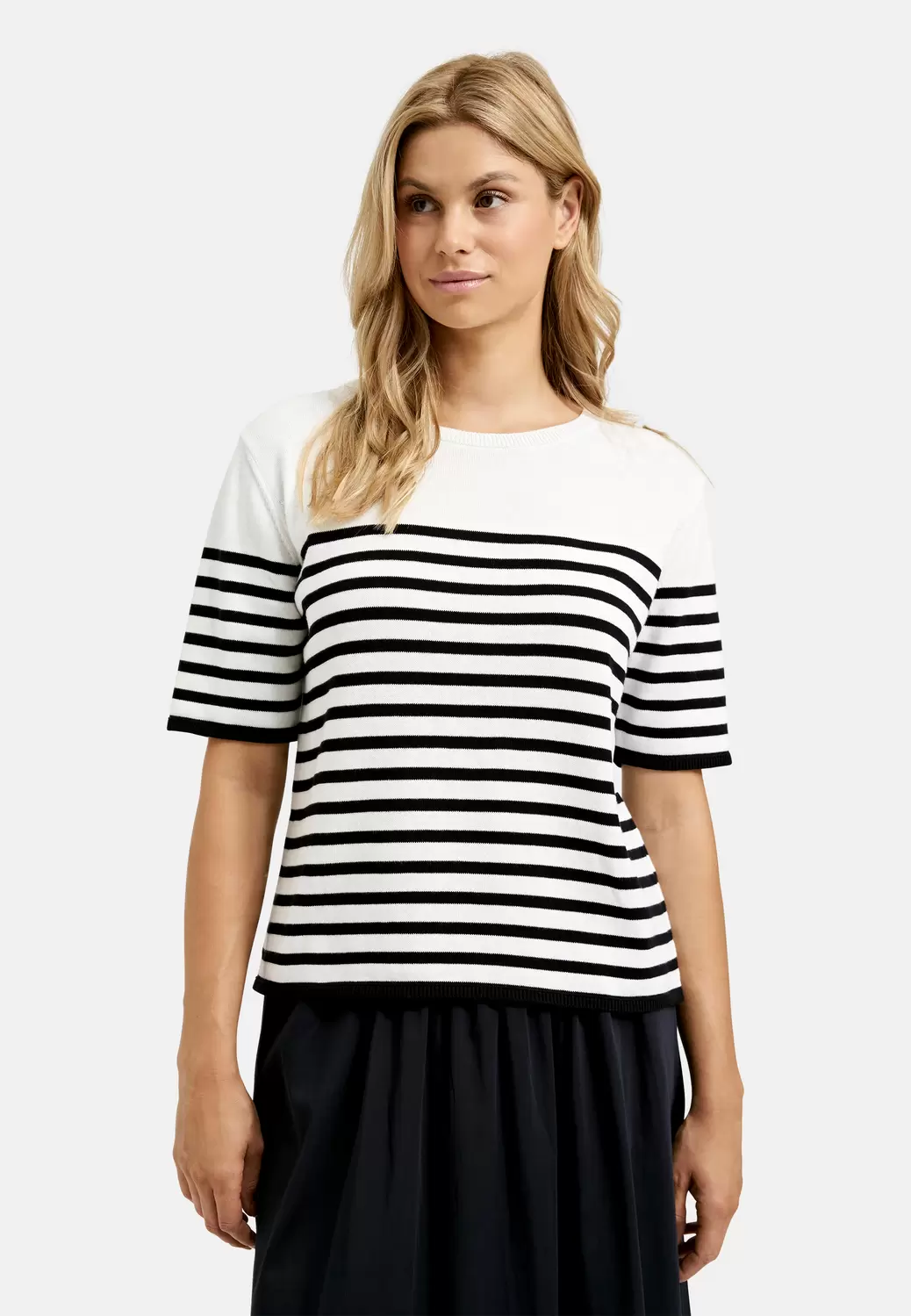 SLEEVE PULLOVER WITH ROUNDNECK female