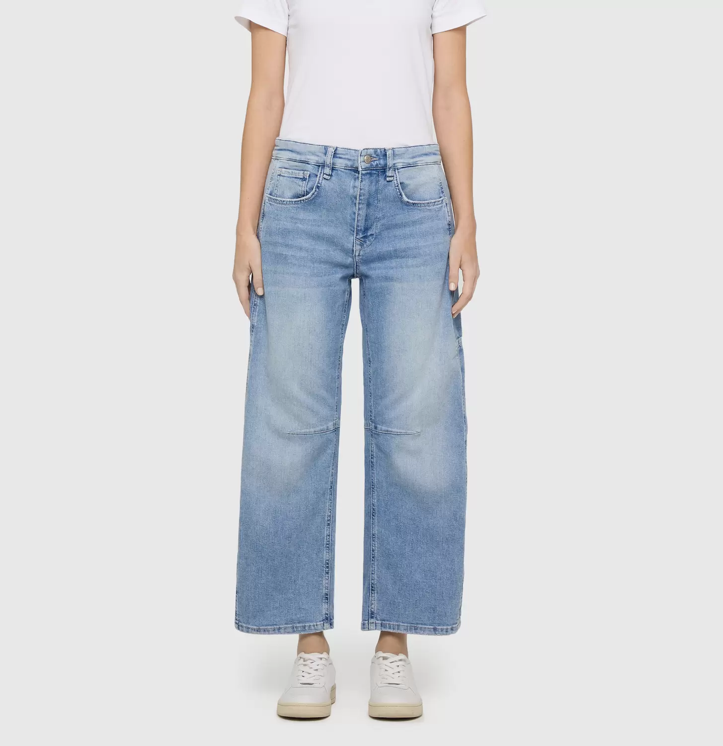 Blau (172852)