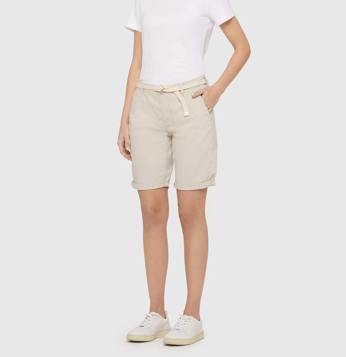 CHINO SHORTS