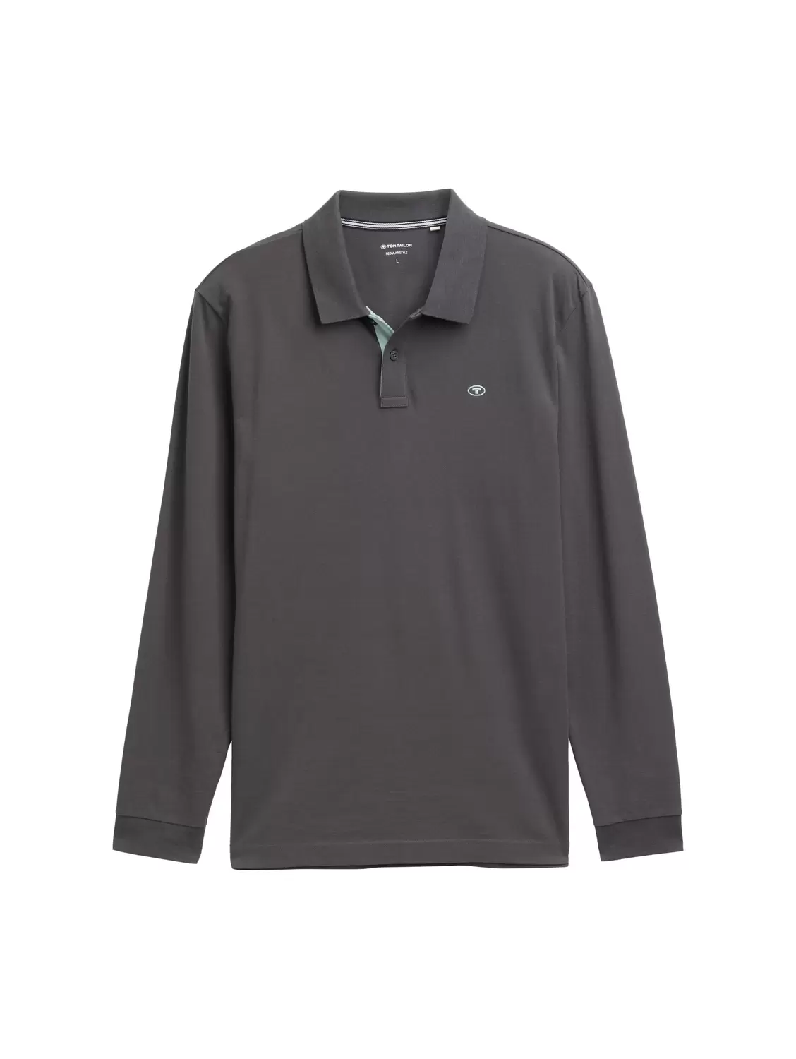 basic polo with contrast