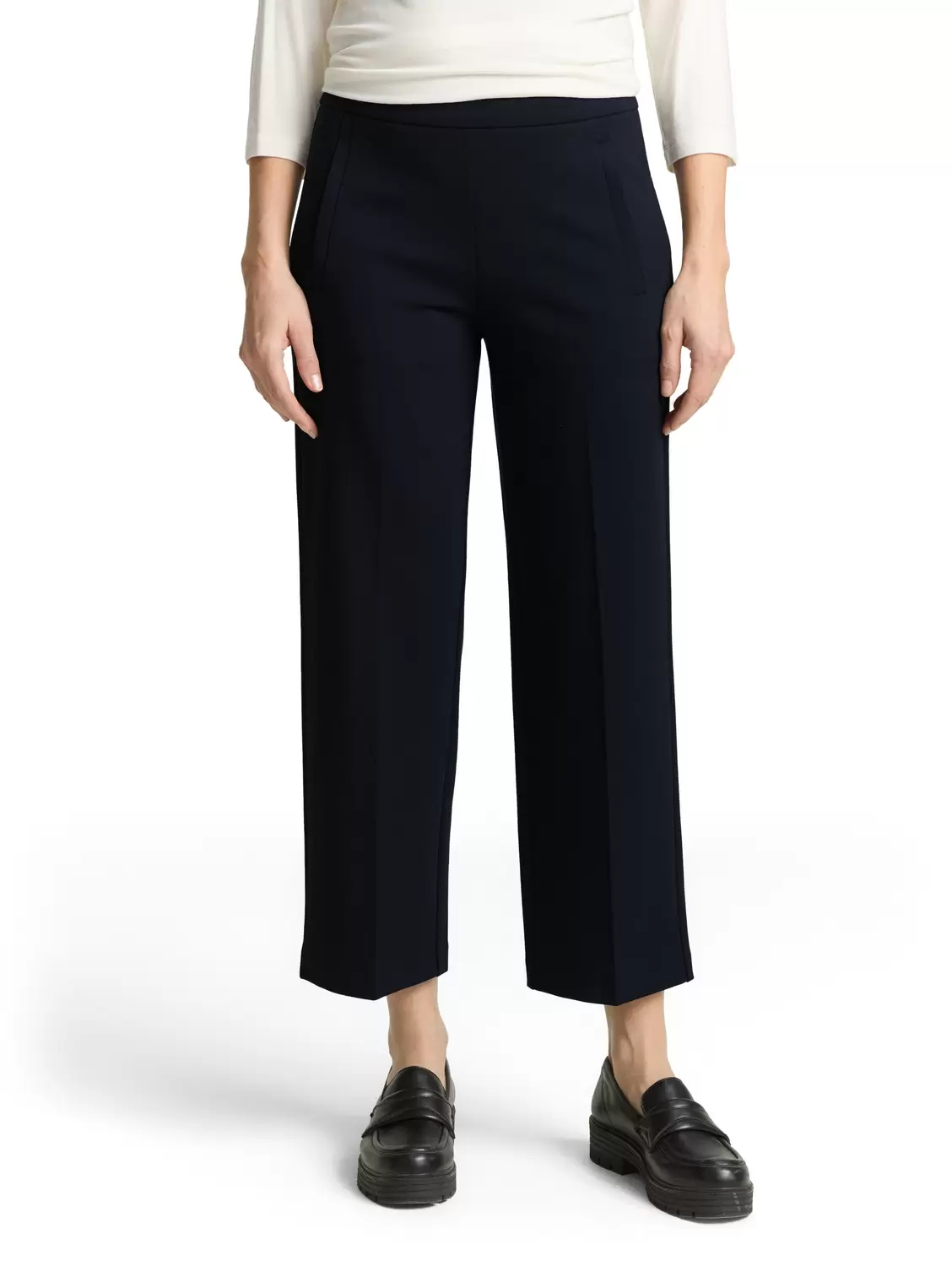 Cropped straight leg pants female