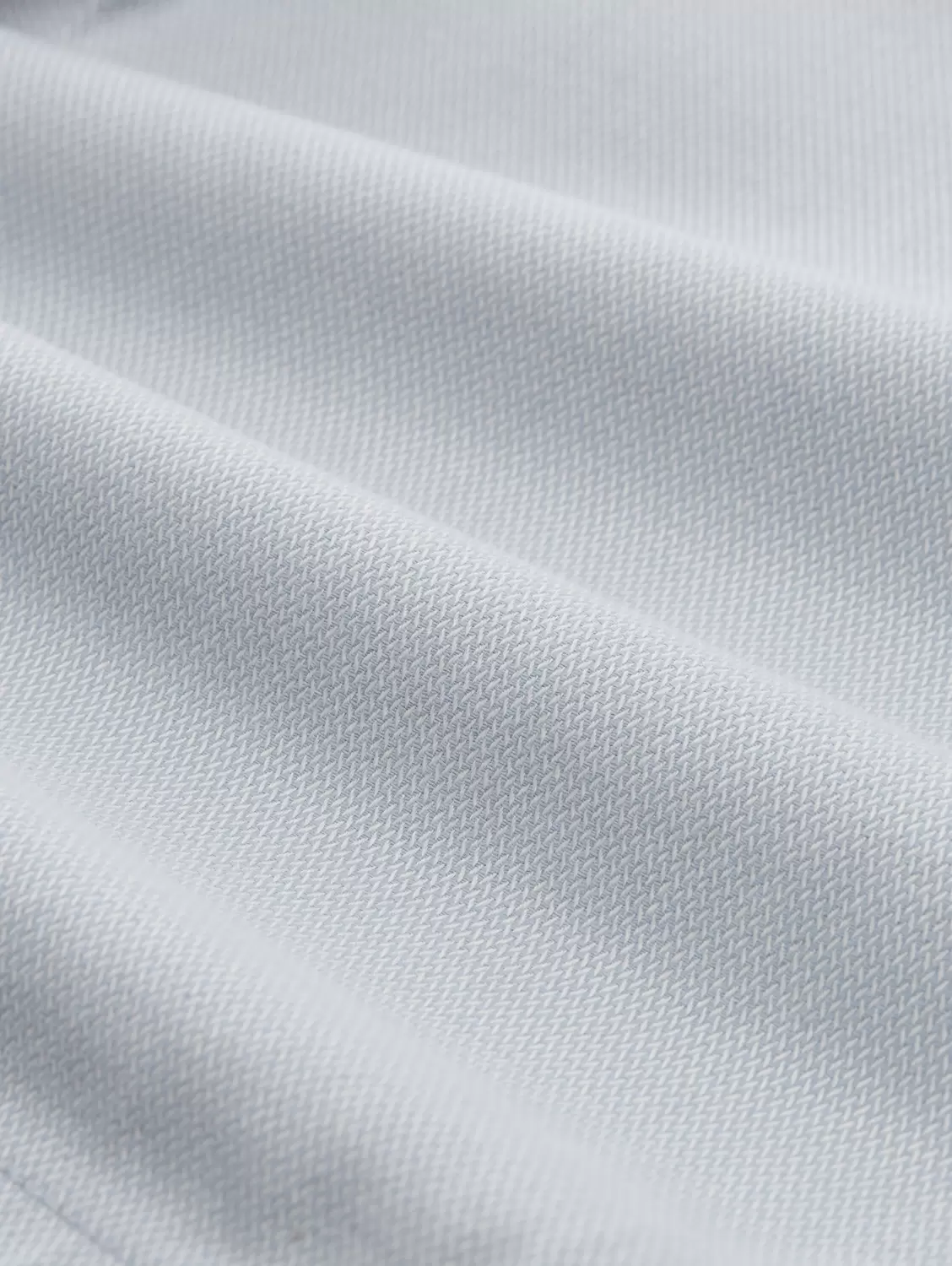 traveler slim chino shorts