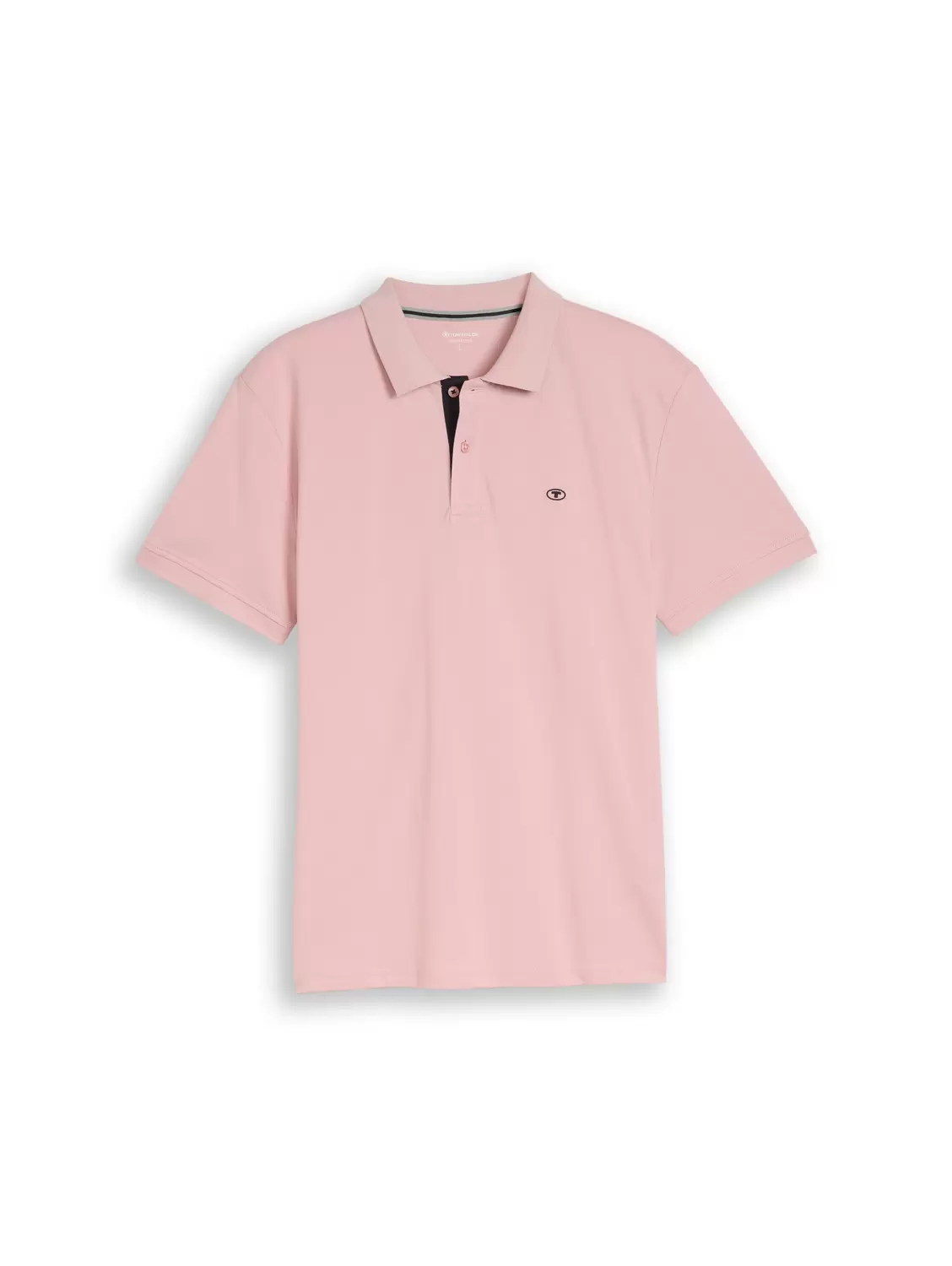 basic polo with contrast