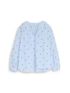 blouse with embroidery