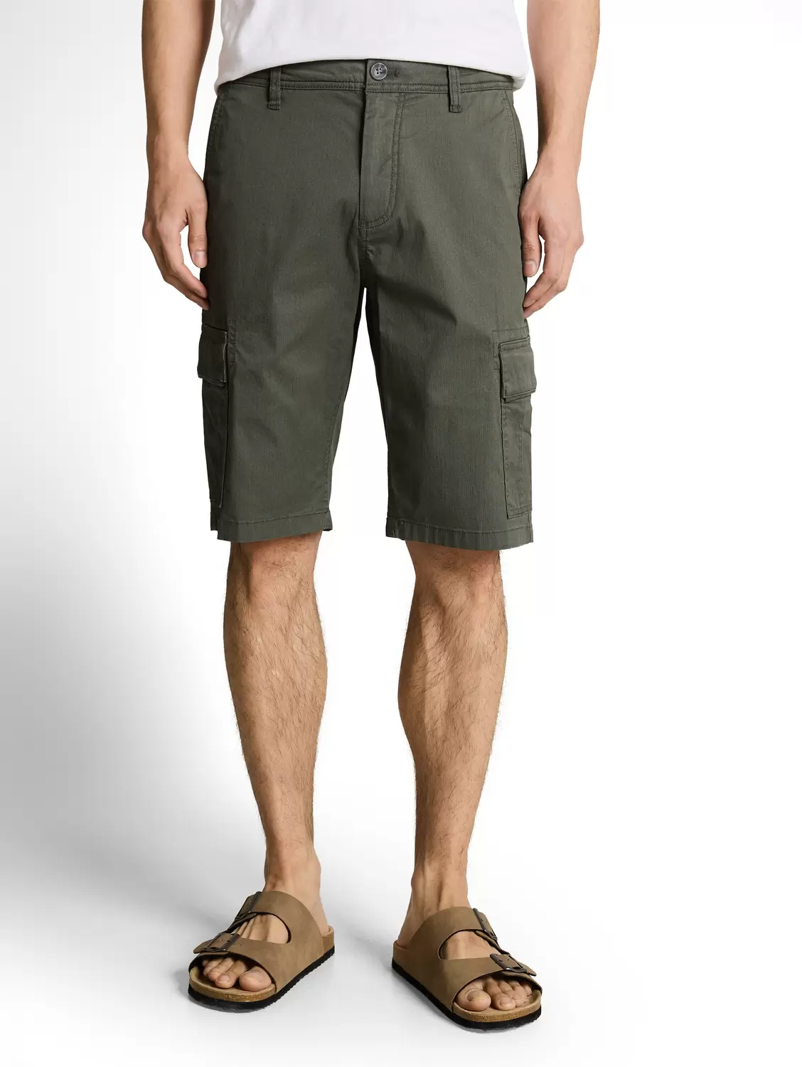 regular printed cargo short