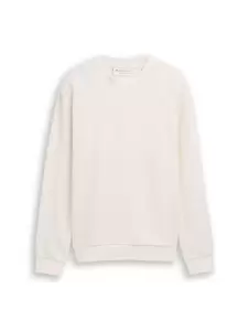 structured crew neck