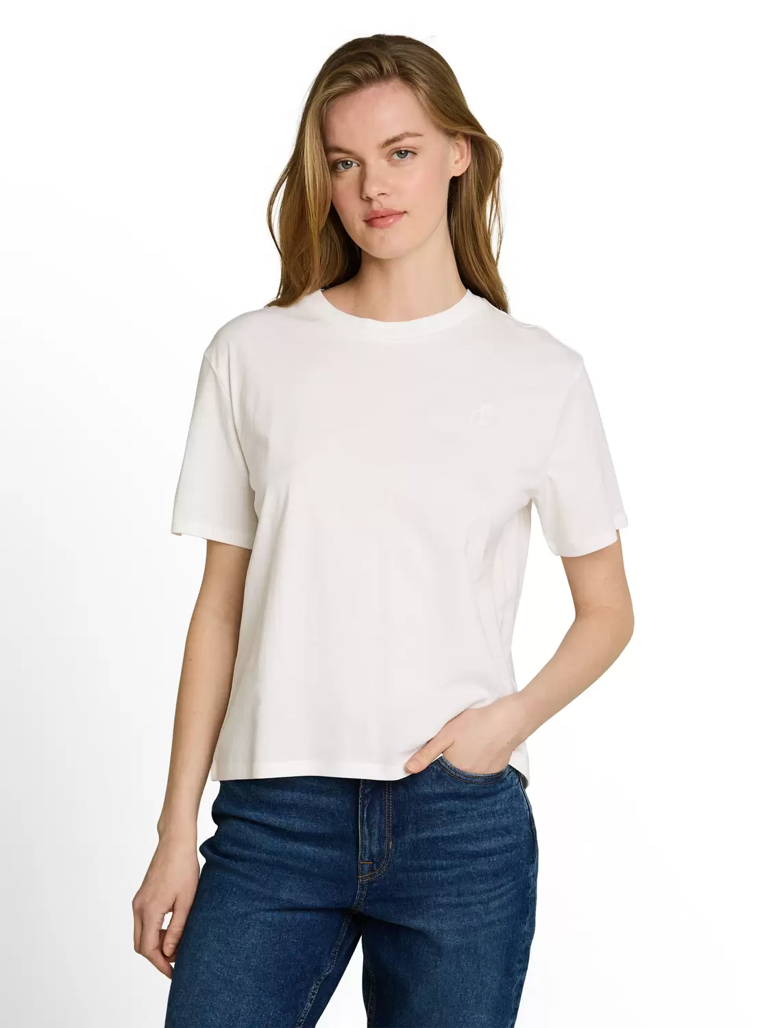 boxy T-shirt with chest embro