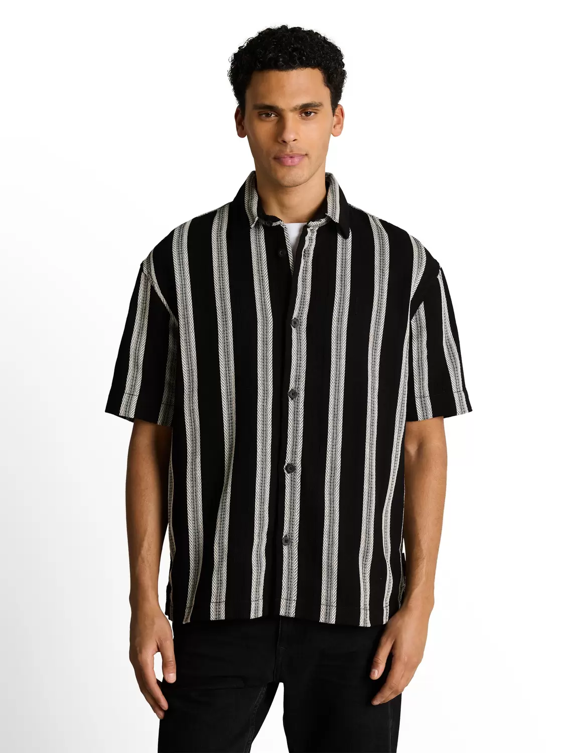 Loose Fit Kurzarmhemd mit Streifenmuster