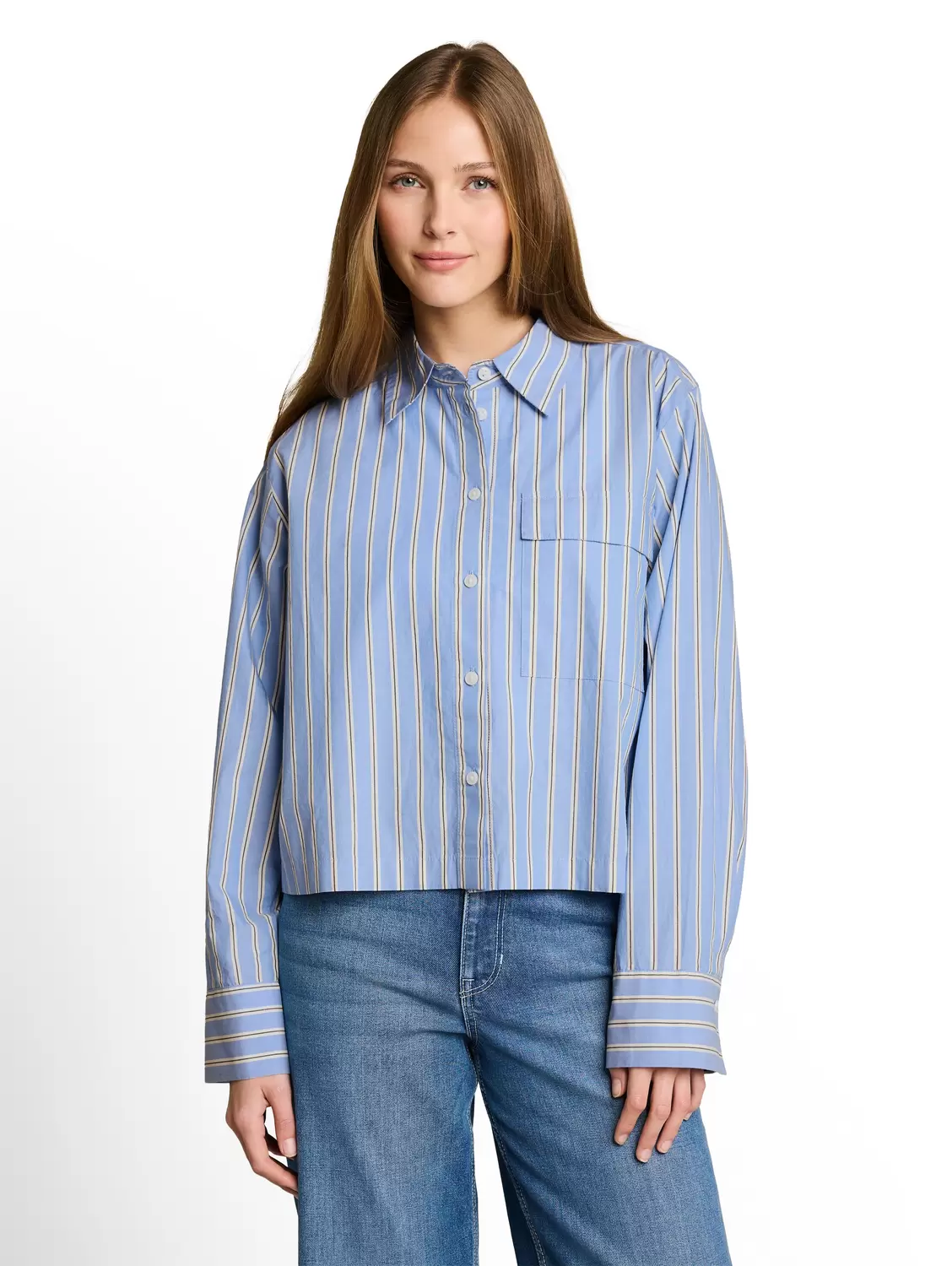 boxy poplin shirt with details
