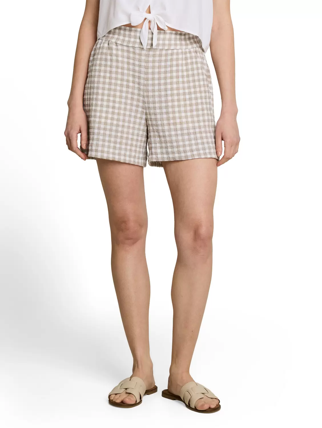 Crinkle shorts female