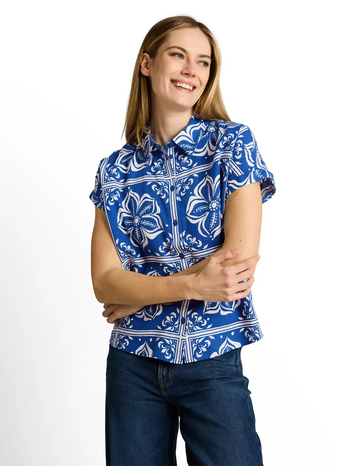 blouse shortsleeves with linen