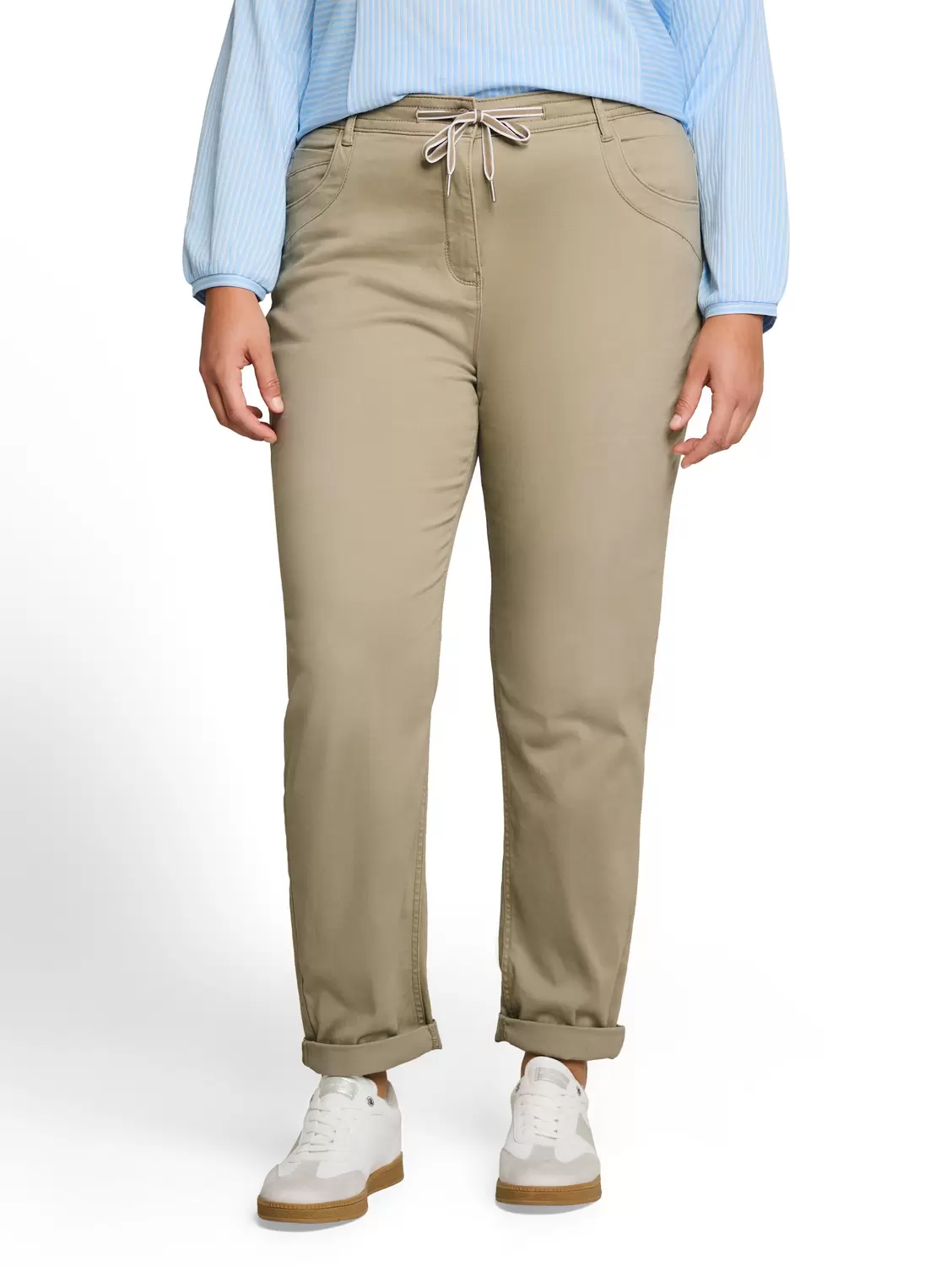 Cropped slim leg pants female