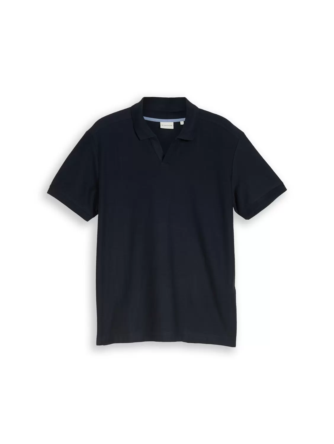 structured resort collar polo