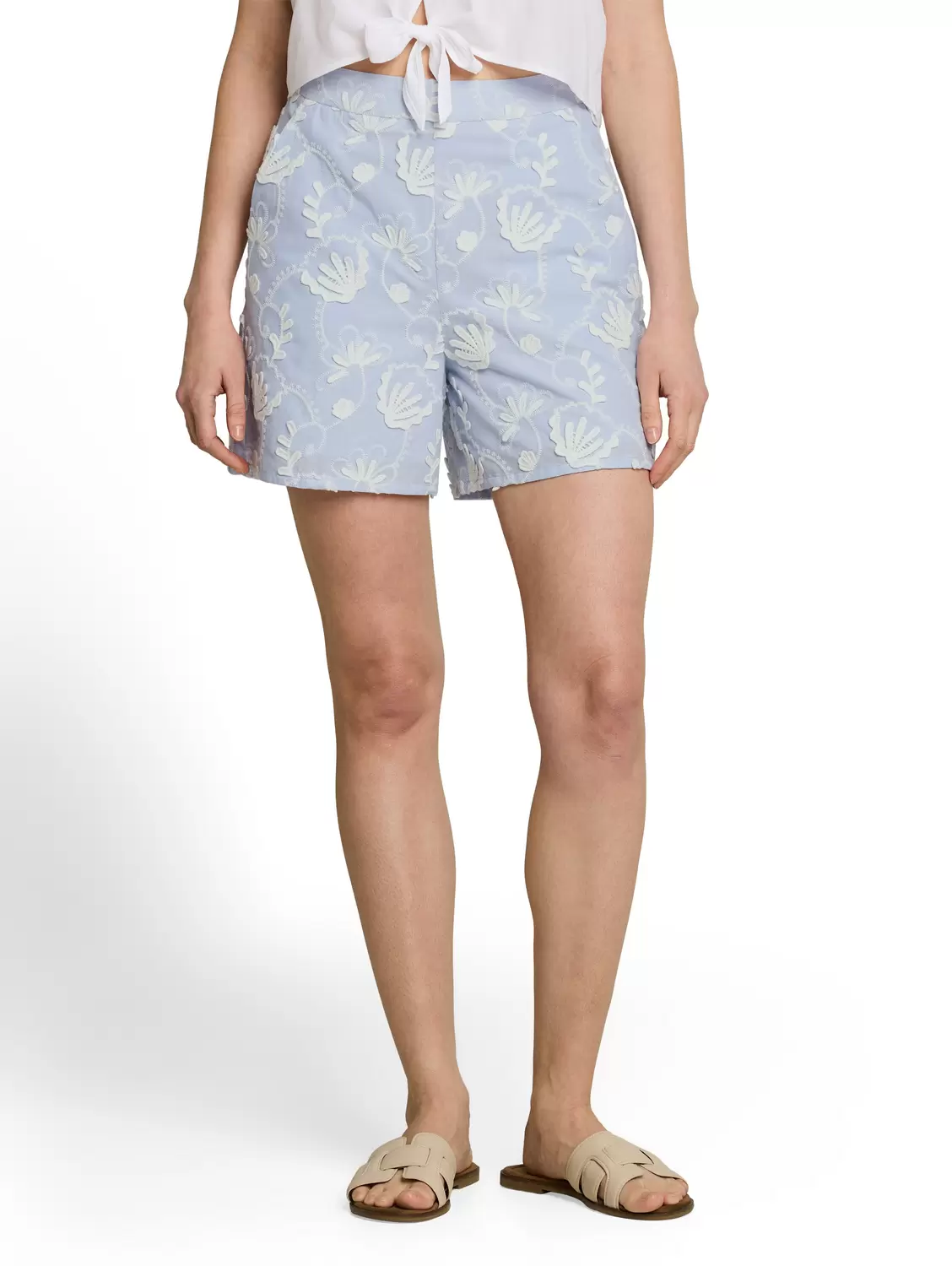 Popeline Short mit Stickerei