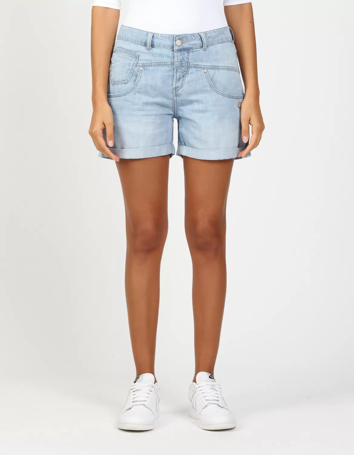94BO SHORTS  - loose fit