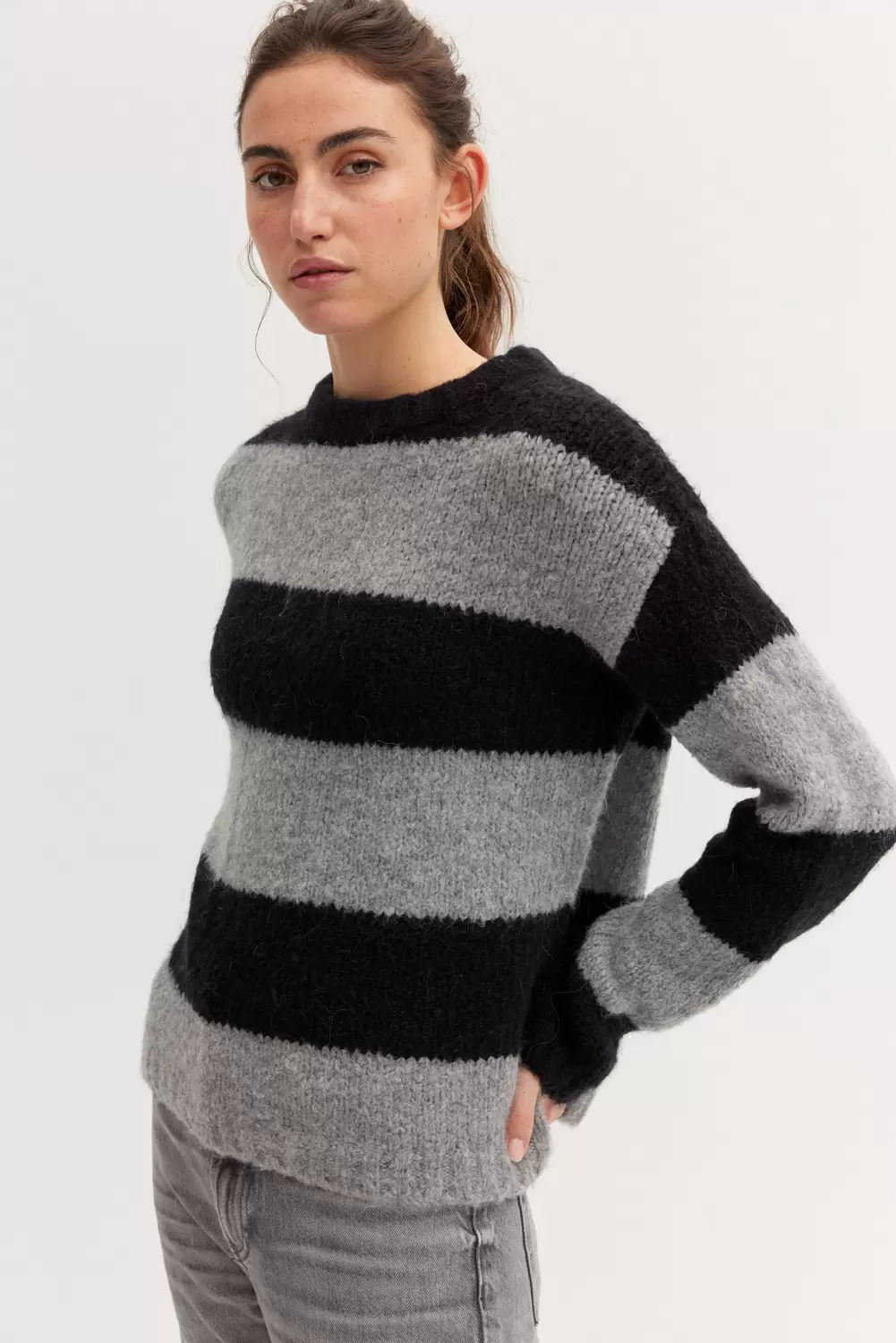 Fluffy striped Pullover