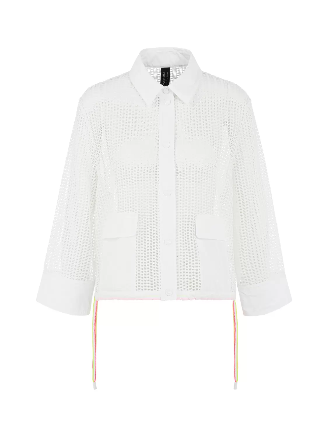 Weiße Jacke mit Lochmuster