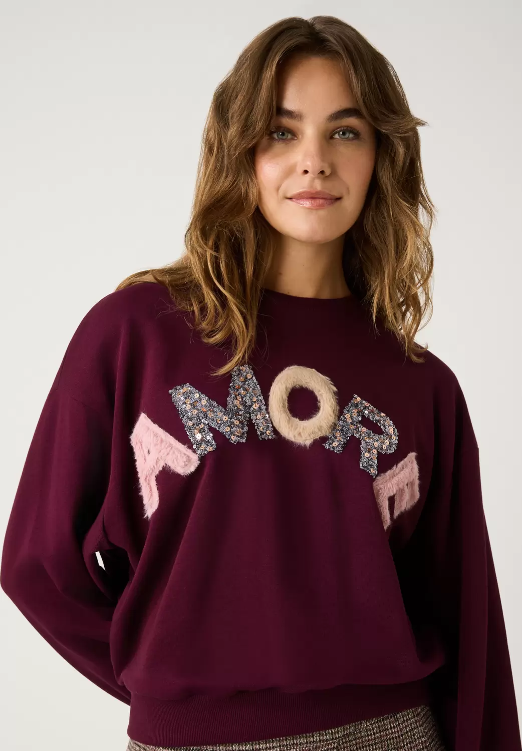 Sweatshirt with "Amore