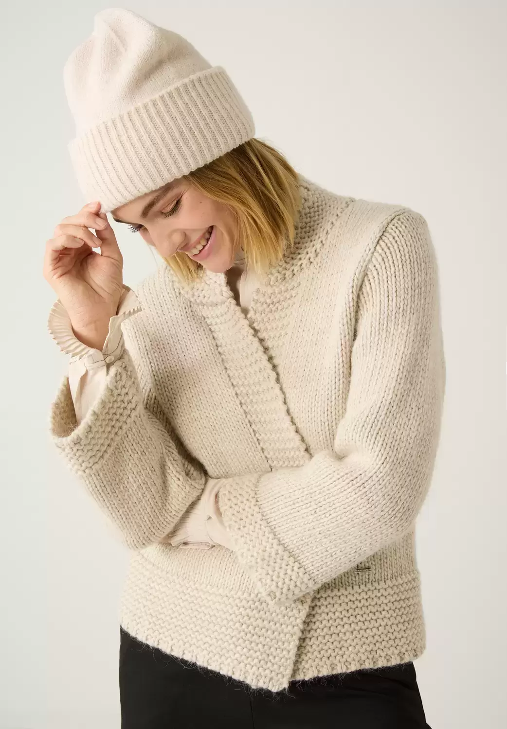 Short Cardigan, 3/4 Sleeve