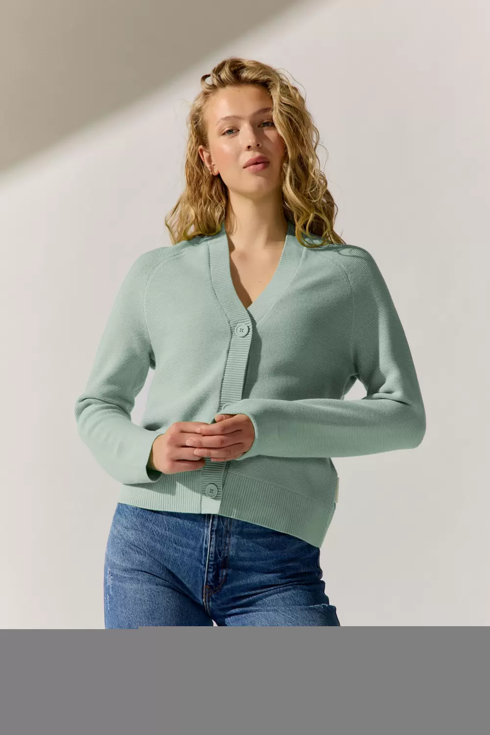 Basic Cardigan female