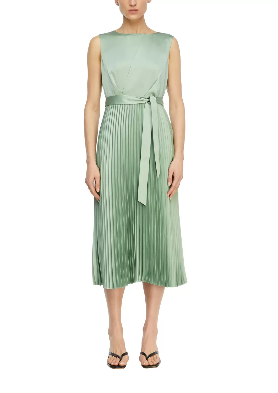 Kleid female