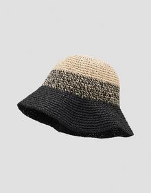 Adune hat