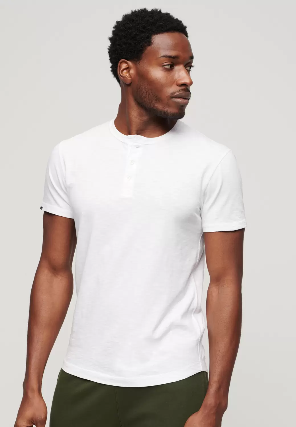 Kurzärmeliges Grandad-Oberteil