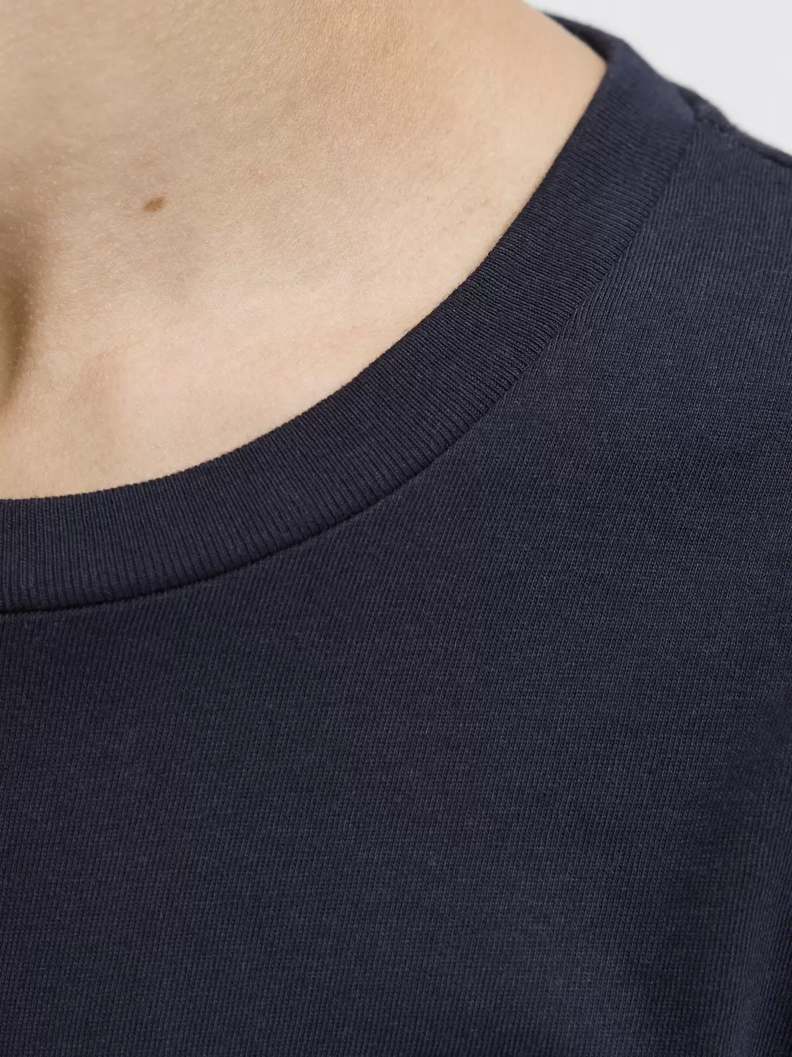 JJURBAN TEE LS CREW NECK JNR