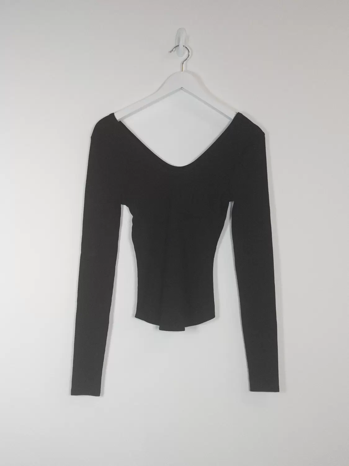 TSULLA LS RIB V-NECK TOP JSR female