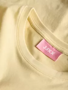 JXCARLY REG FIT SS TEE JRS