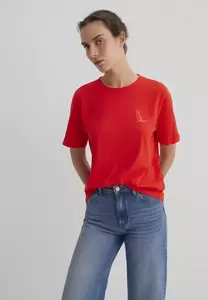 GRAPHIC TEES