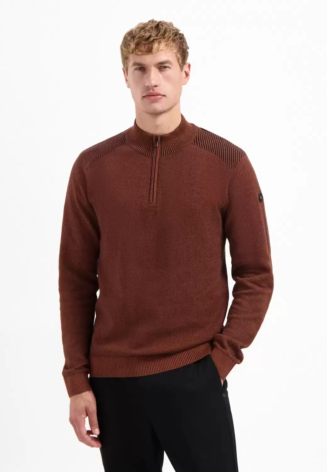 Pullover Half Zip Plated Structure