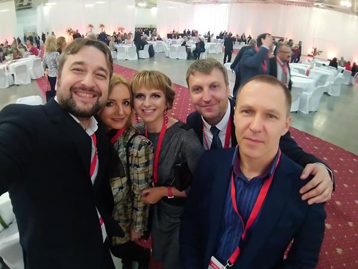 online dating hľadá priateľov