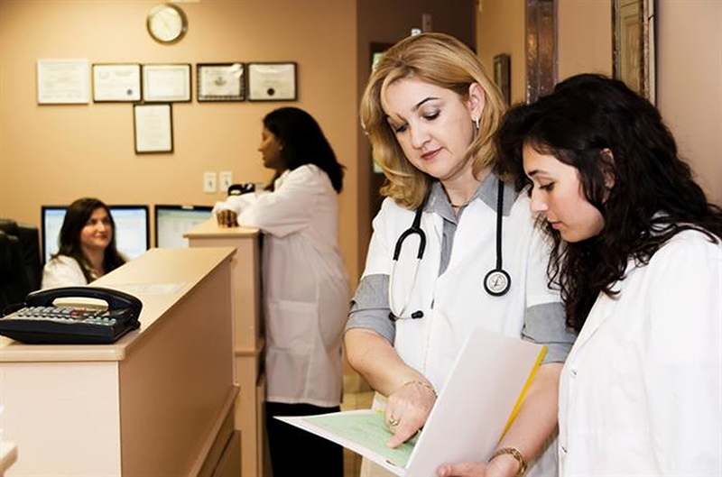 como elegir el mejor médico para su vaginoplastia en tailandia